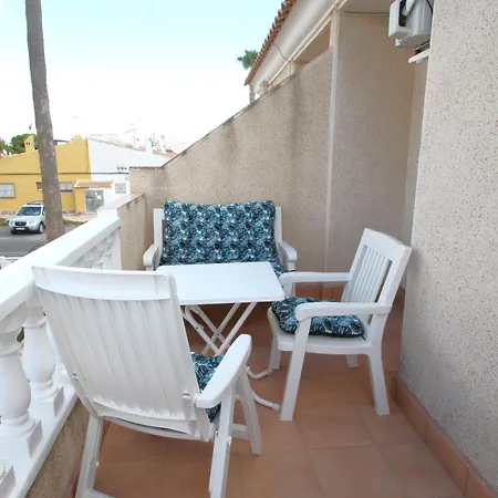 Vakantiehuis Lovely Duplex With Pool *